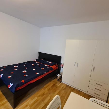 Mirrorroom Pl Citycenter 바르샤바 외부 사진