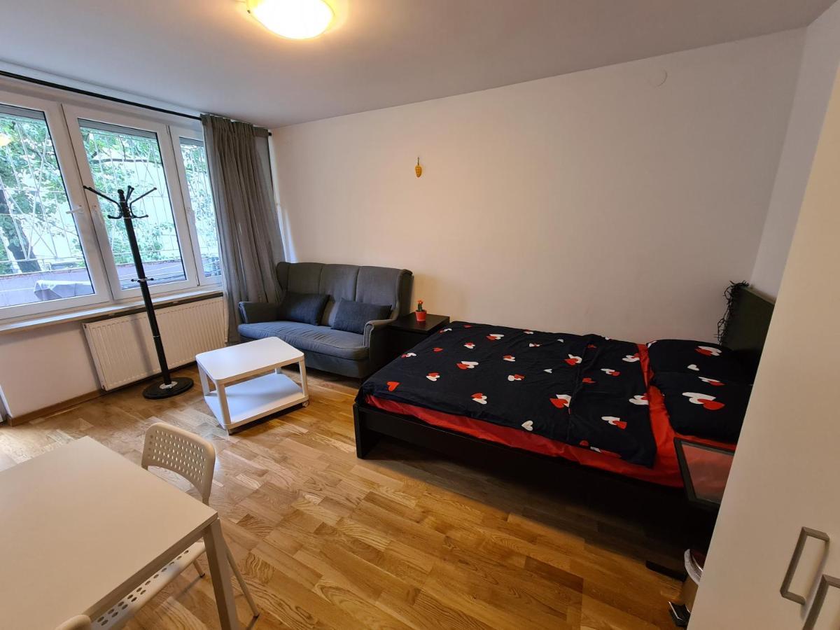 Mirrorroom Pl Citycenter 바르샤바 외부 사진
